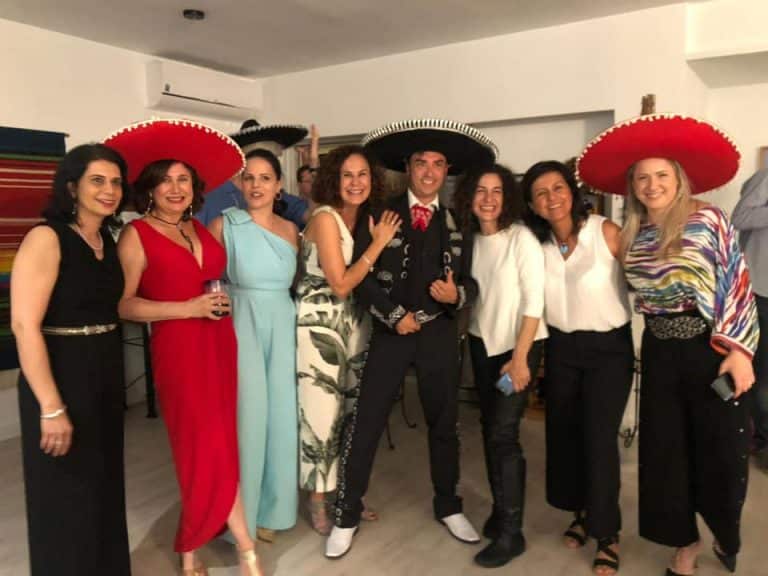 Precio de mariachis en Valencia España