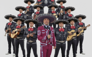 Mariachis Valencia, doce integrantes.