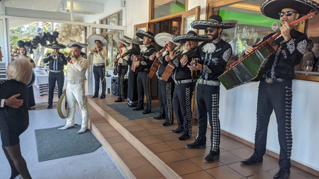 Mariachi Valencia De Tito Ruiz