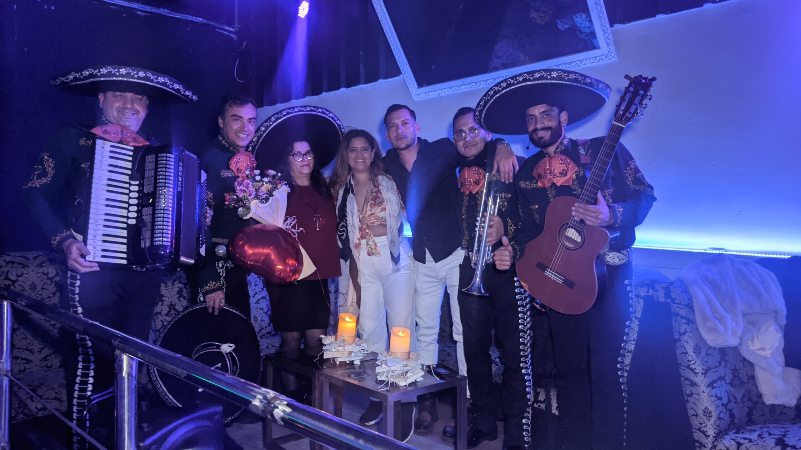 Mariachis para discotecas