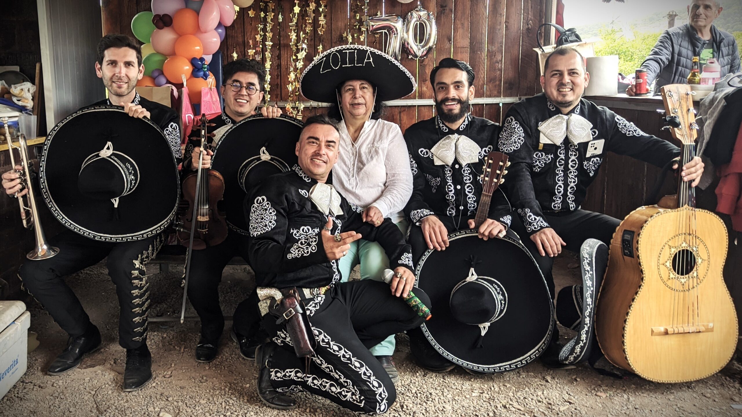Cumpleaños para mamá con mariachi