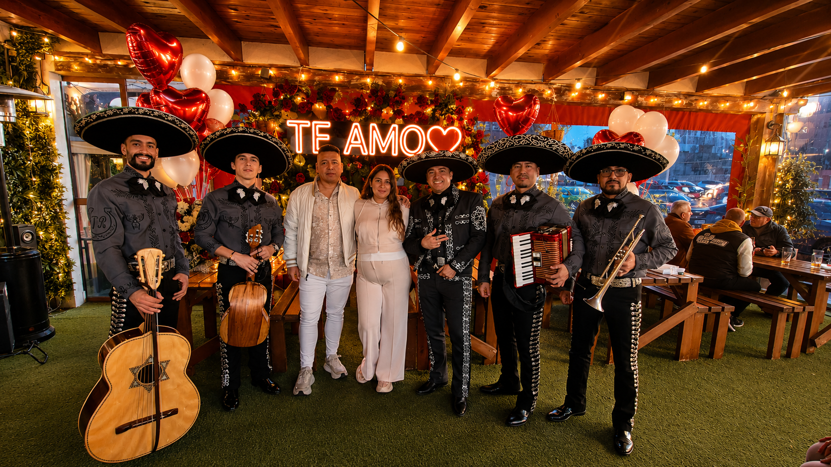 Serenatas en Valencia con música mexicana en vivo