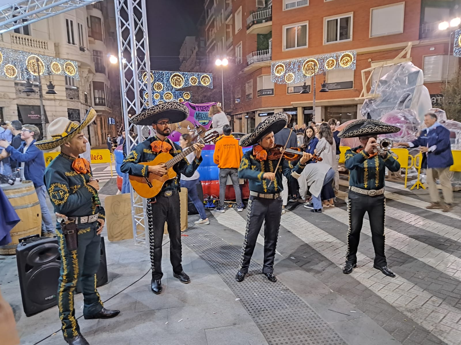 Mariachi para cenas falleras