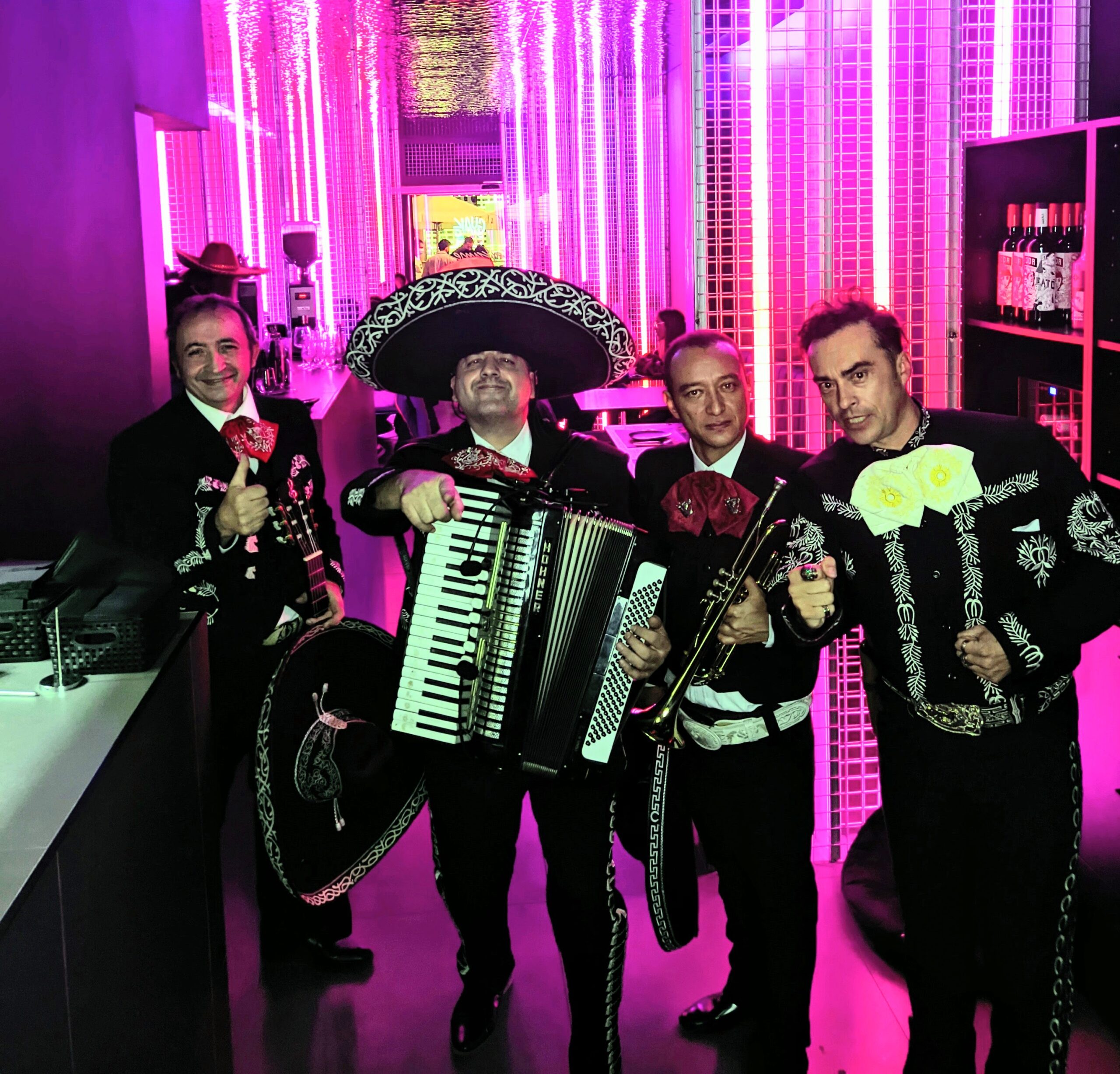 Mariachis para discotecas en Valencia